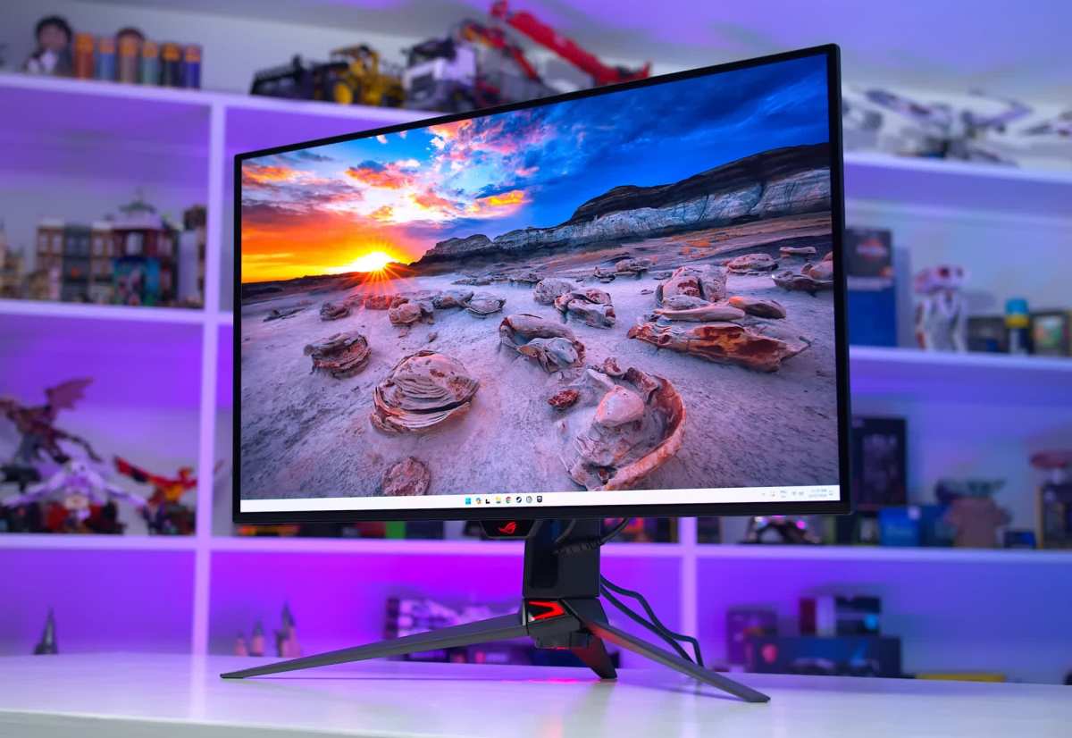 4K gaming monitor HDR gameplay
