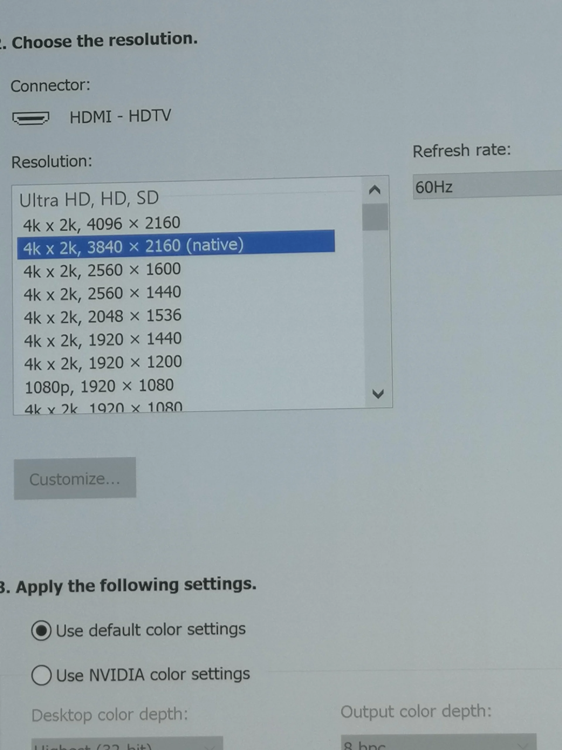 4K monitor display settings showing resolution refresh rate