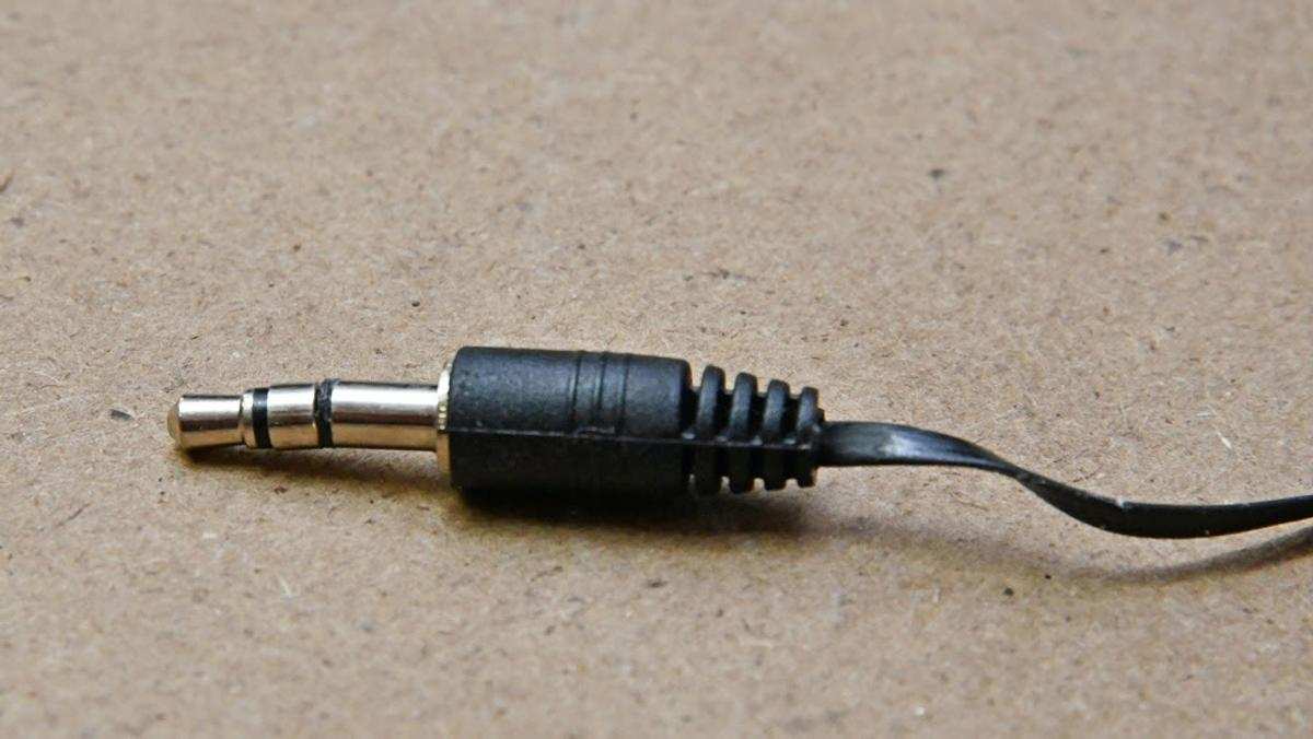 bent headphone plug