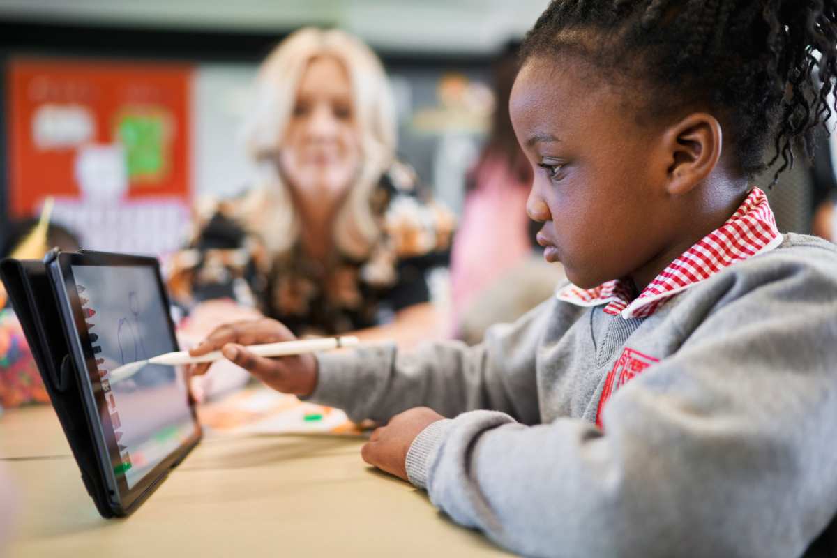 Are Touchscreen Monitors Good for Kids