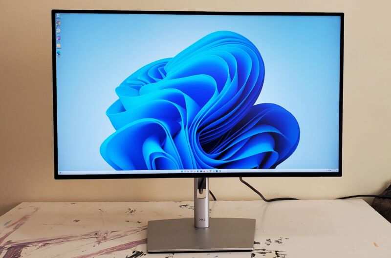 Dell U2723QE 4K monitor