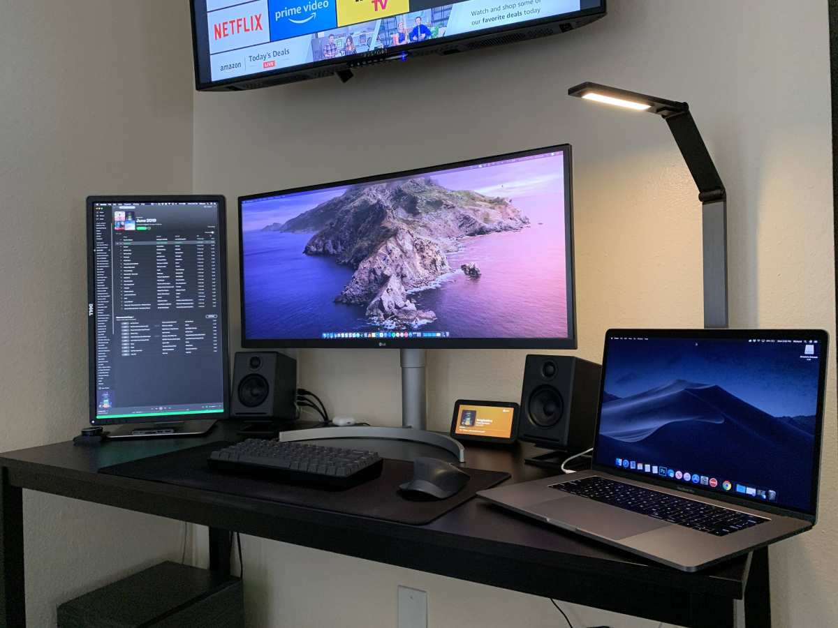 dual monitor laptop setup