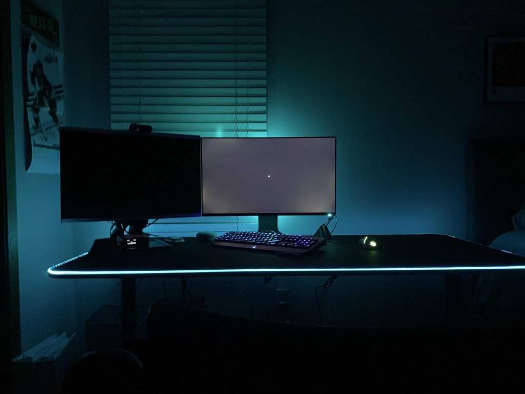 IPS glow in a dark room