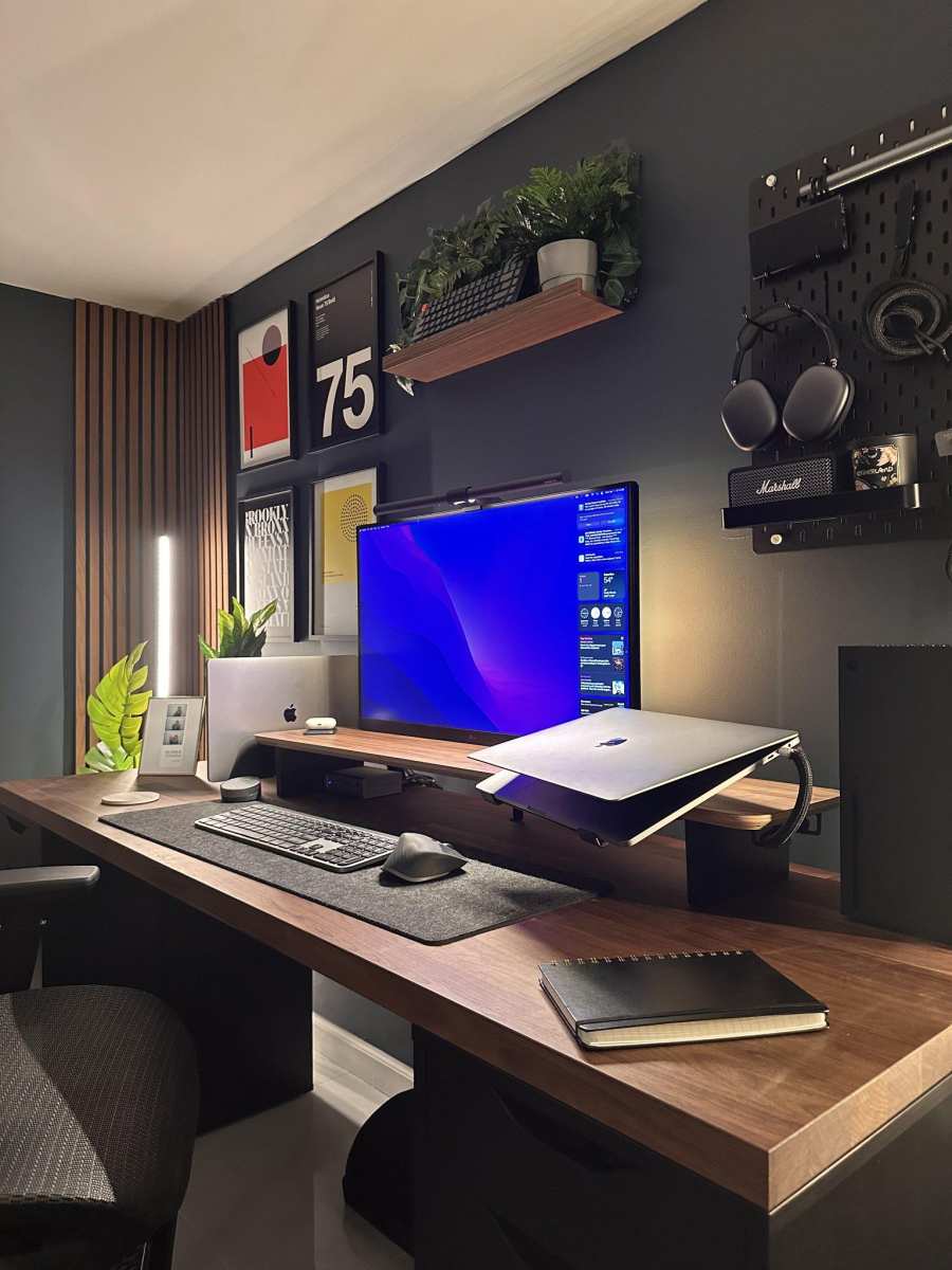 Is Touchscreen Monitor Good for Home Office