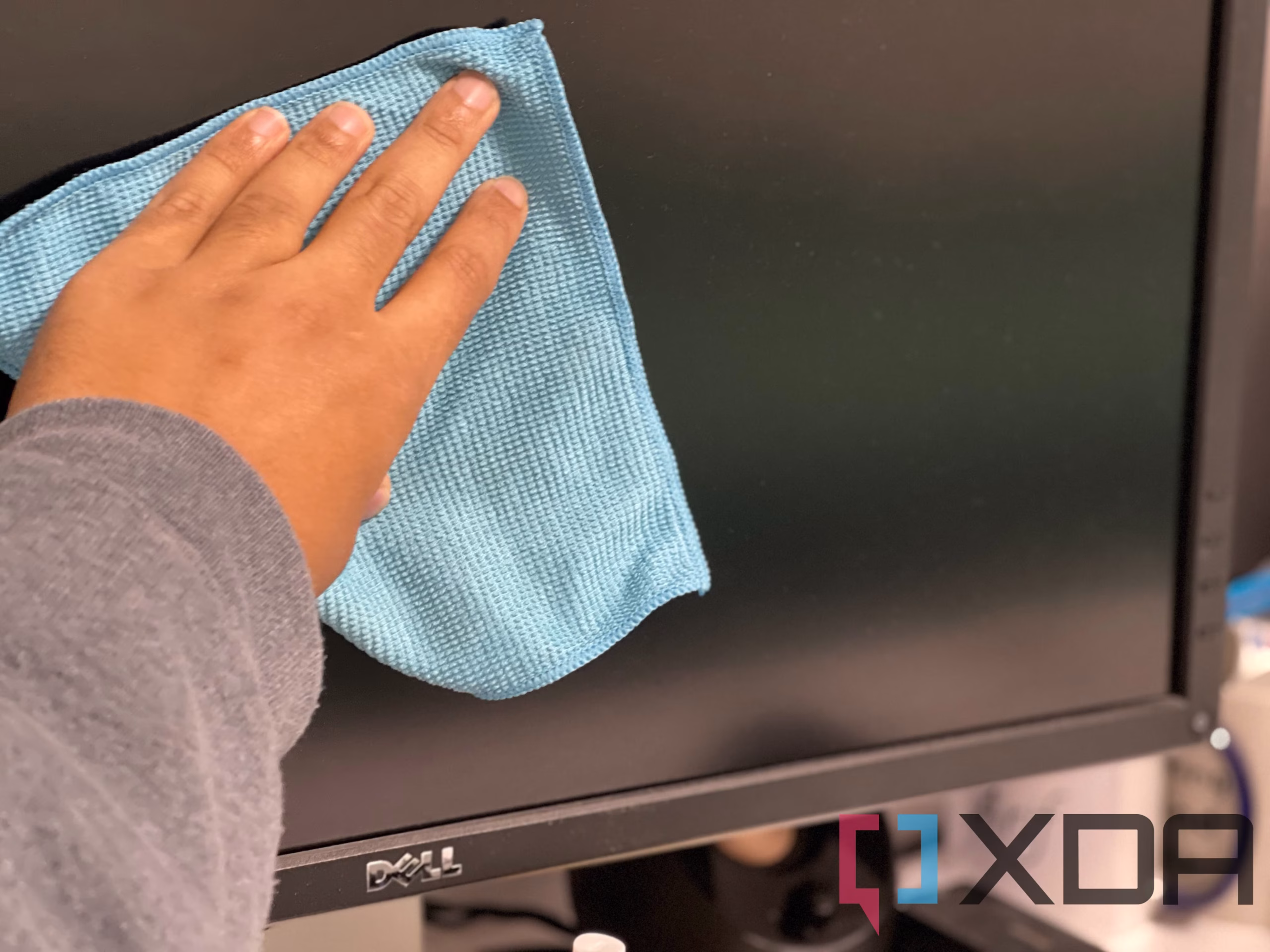 microfiber cloth cleaning screen