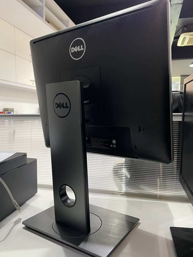 monitor pivot stand rotation