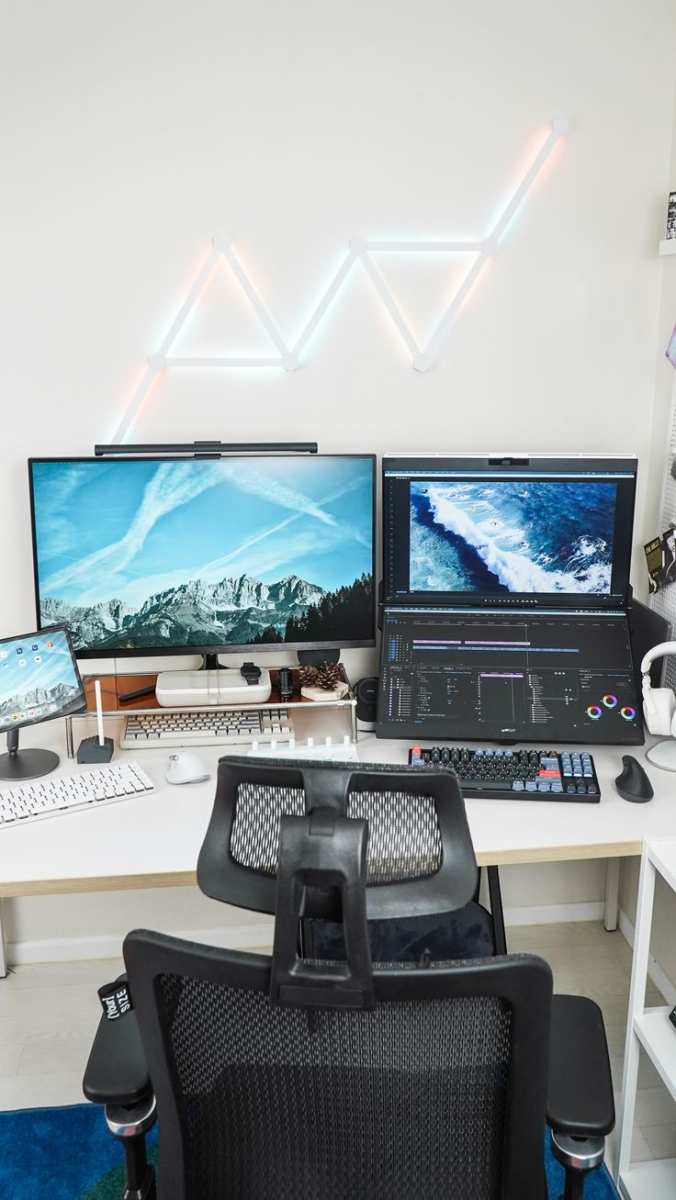 multi-monitor touchscreen setup
