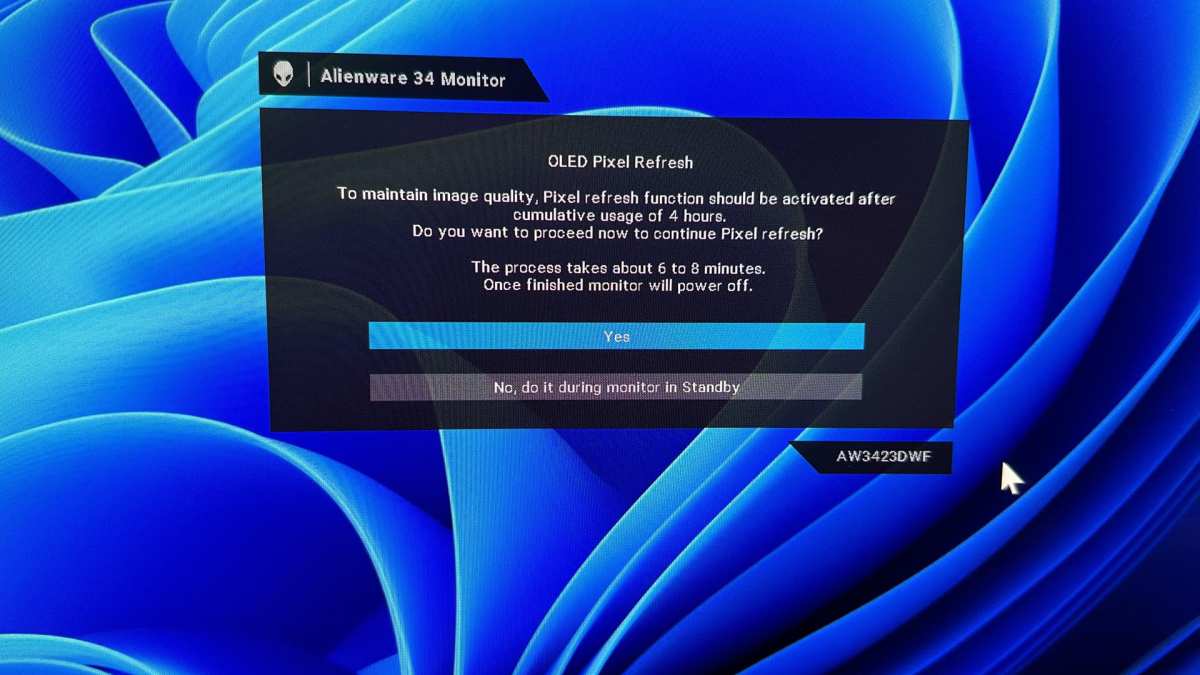 OLED pixel refresh maintenance cycle
