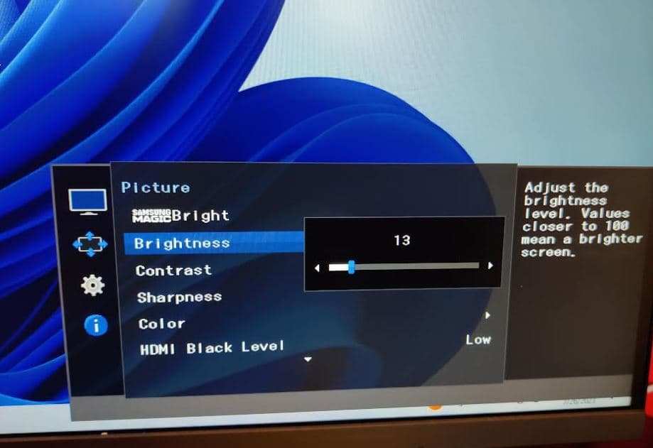 OSD menu brightness setting