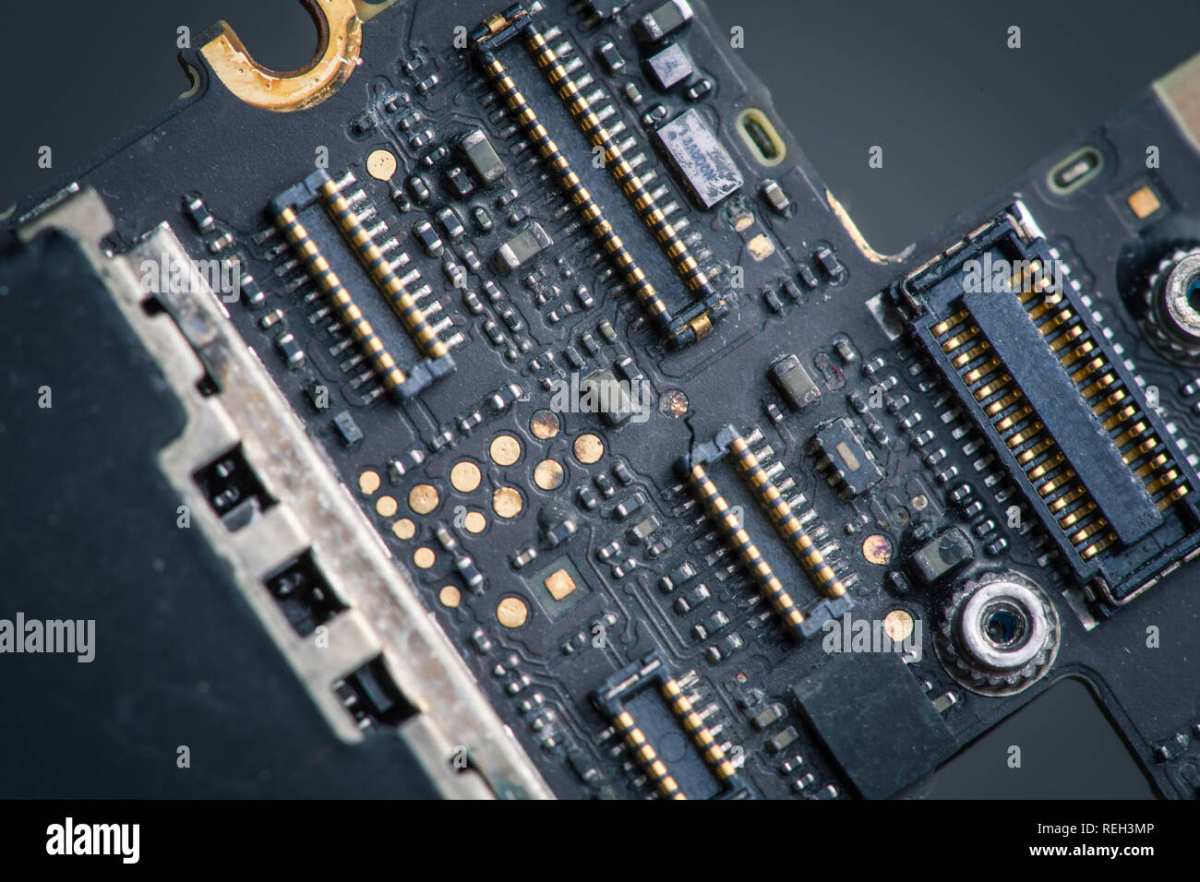 phone water damage corrosion