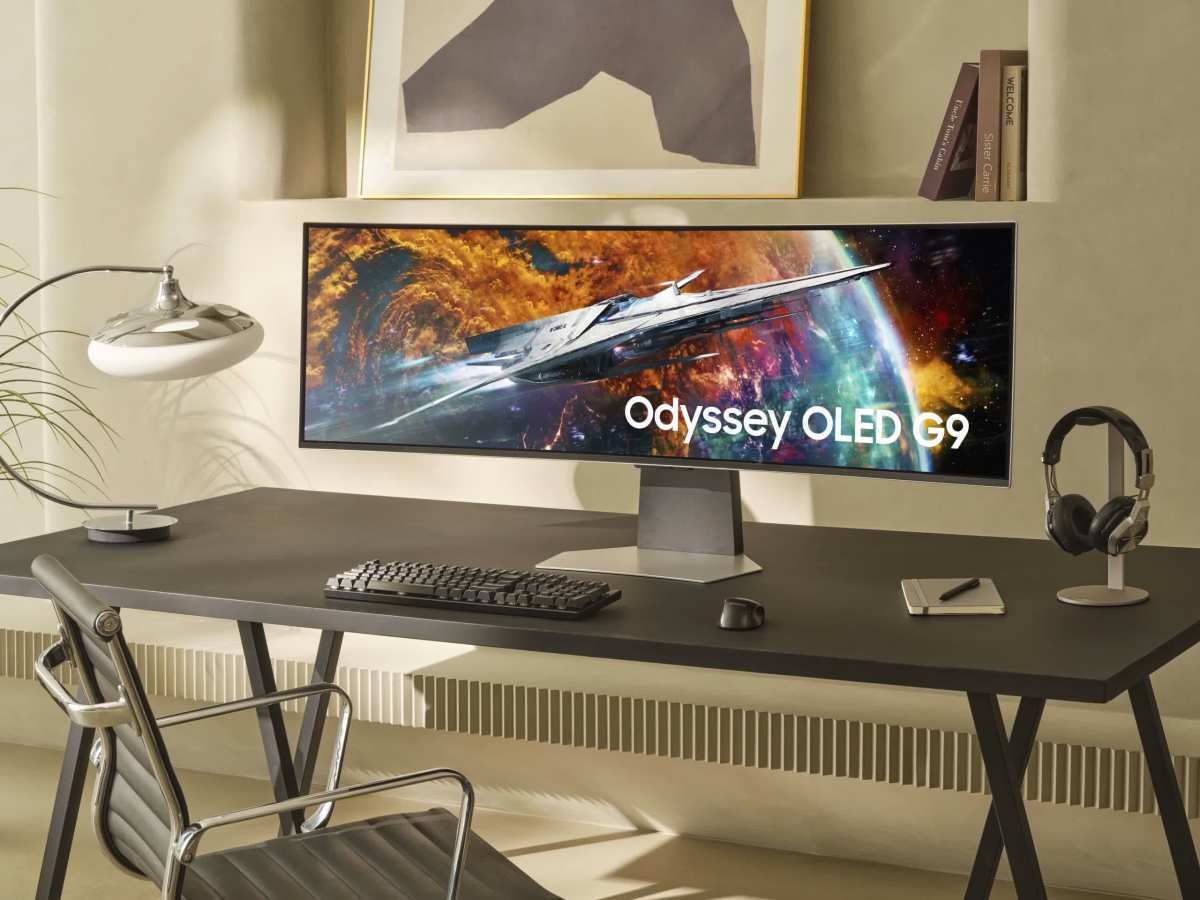 Samsung Odyssey OLED G9 super ultrawide gaming