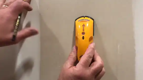 stud finder drywall marking