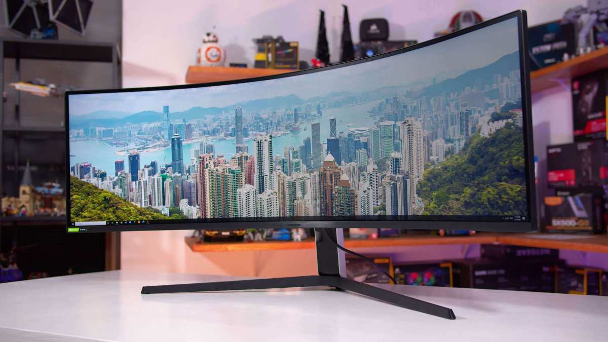 ultrawide monitor curved display