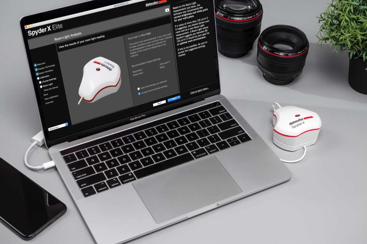 calibration hardware MacBook