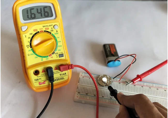 multimeter measuring DC voltage