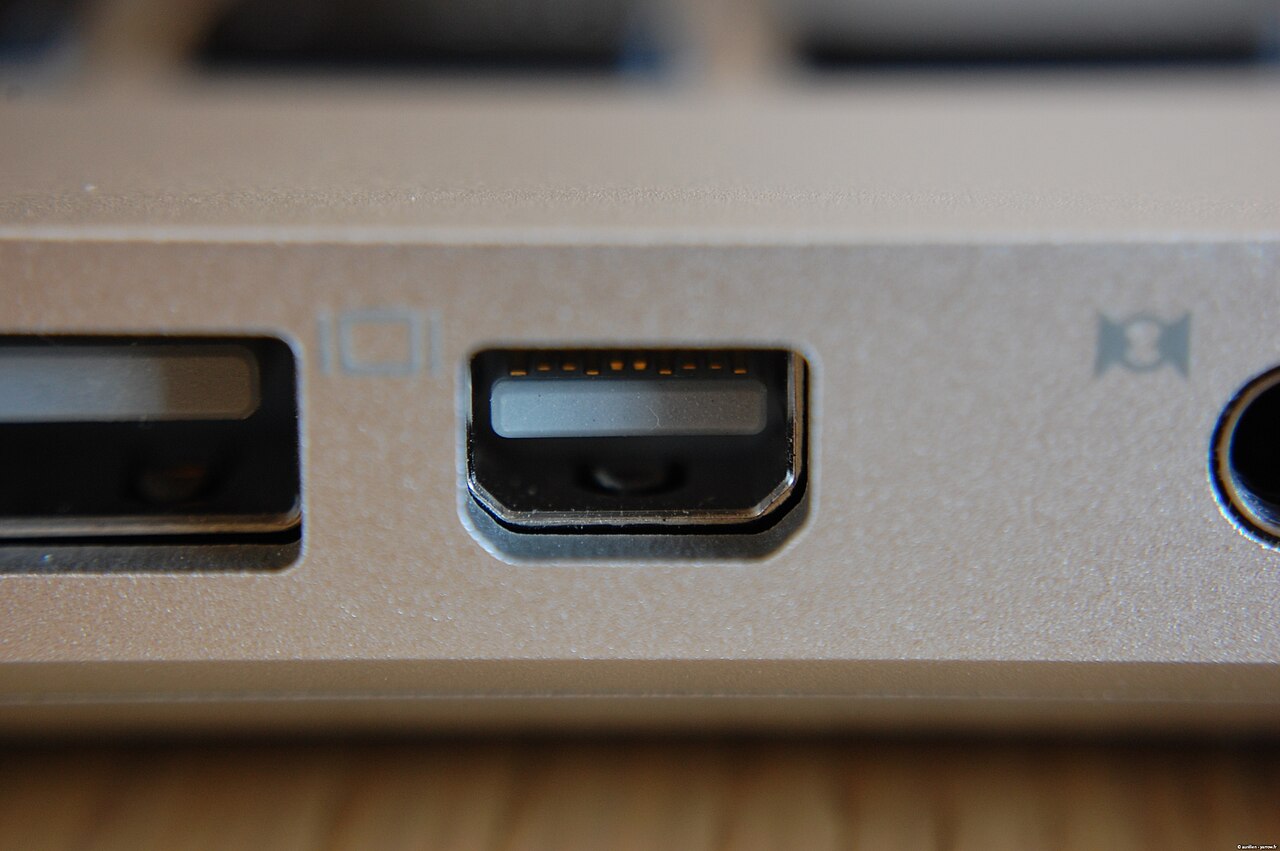 DisplayPort